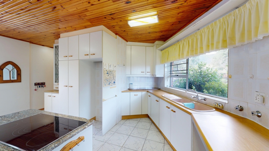 3 Bedroom Property for Sale in Heuningkloof Western Cape